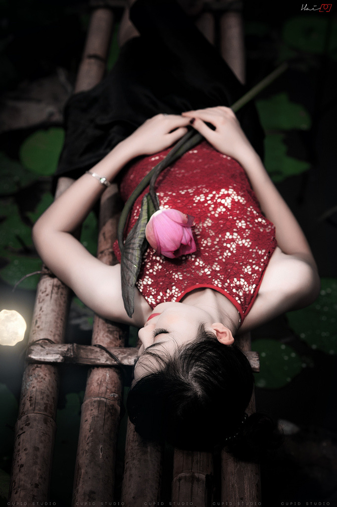 李采潭妈妈的职业